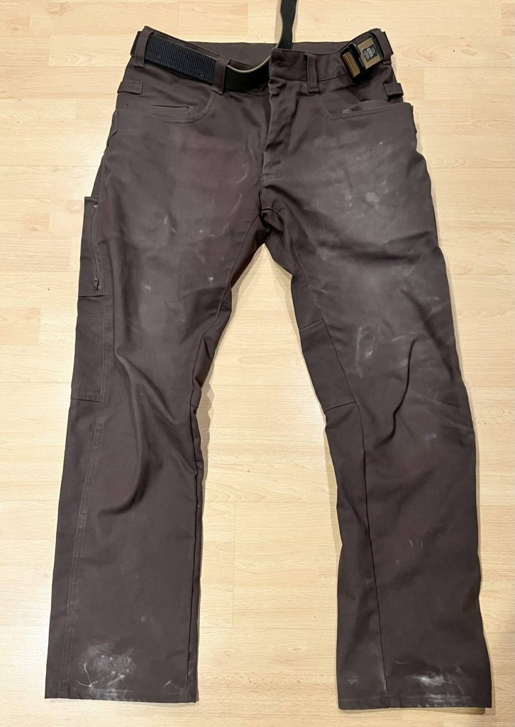 1620 workwear single knee utility 2.0 after days work